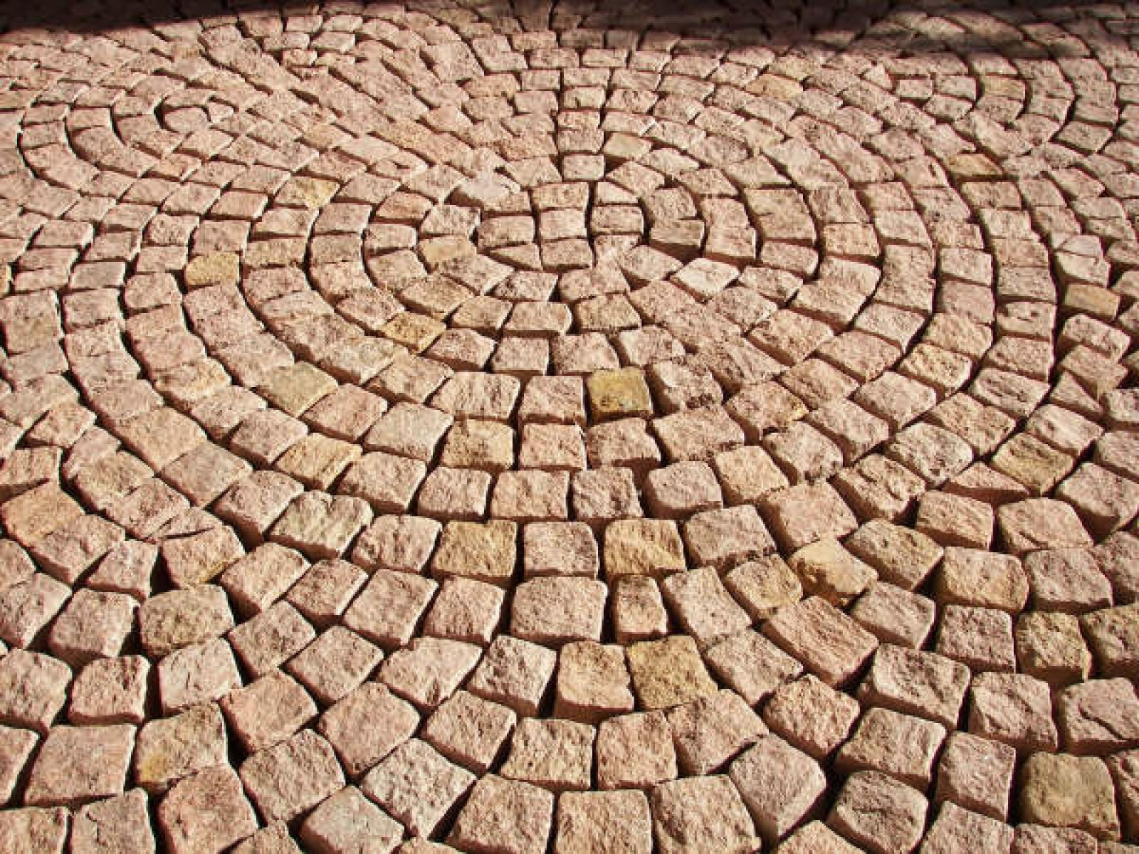 A relevant stock photo of pave granit in a typical setting.
